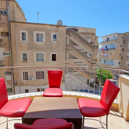 Dana * Sarande